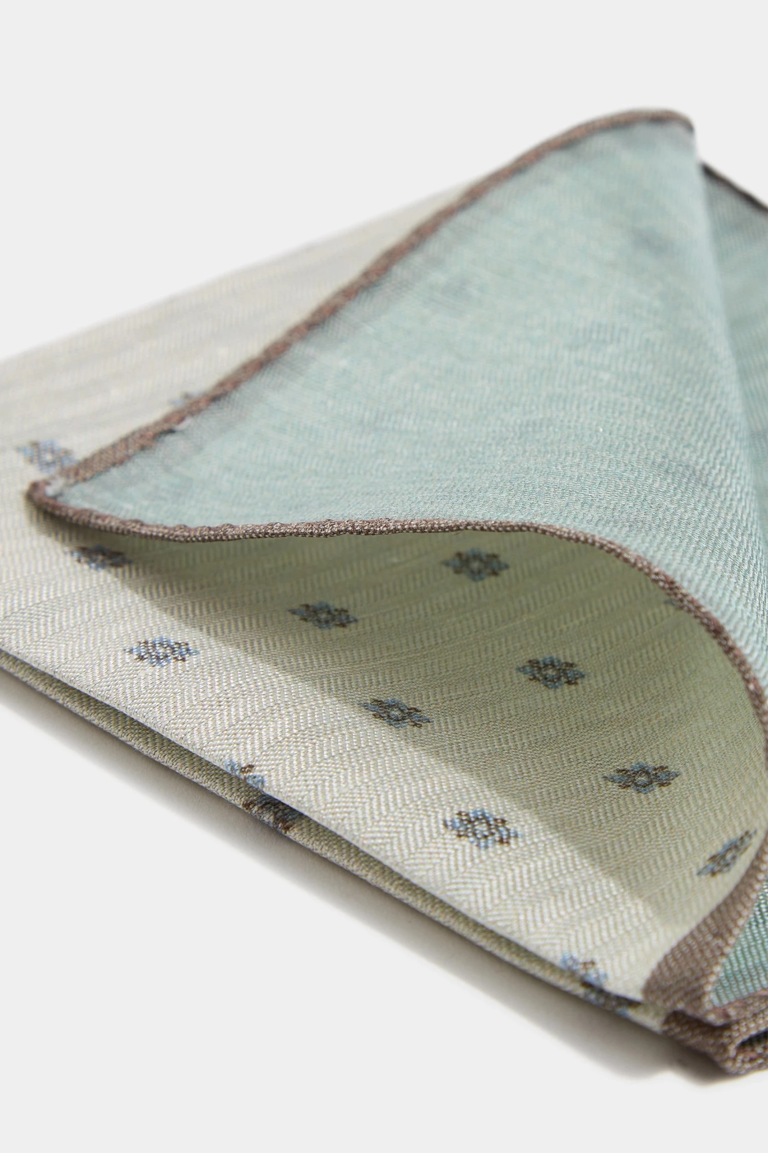 Cream Flower Reversible Pocket Square - Made In Italy 4 Cream Flower Reversible Pocket Square - Made In Italy - Image 2