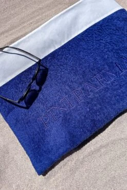 Blue Beach Towel - Made In Italy -Pini Parma Clothing Store Blue towel made in Italy 2
