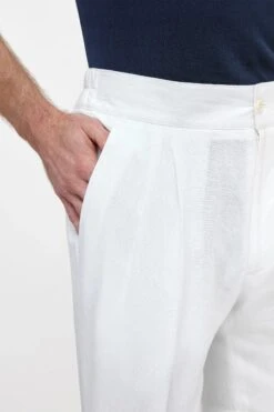 White Linen Relaxed Shorts - Made In Italy -Pini Parma Clothing Store White linen relaxed shorts 3