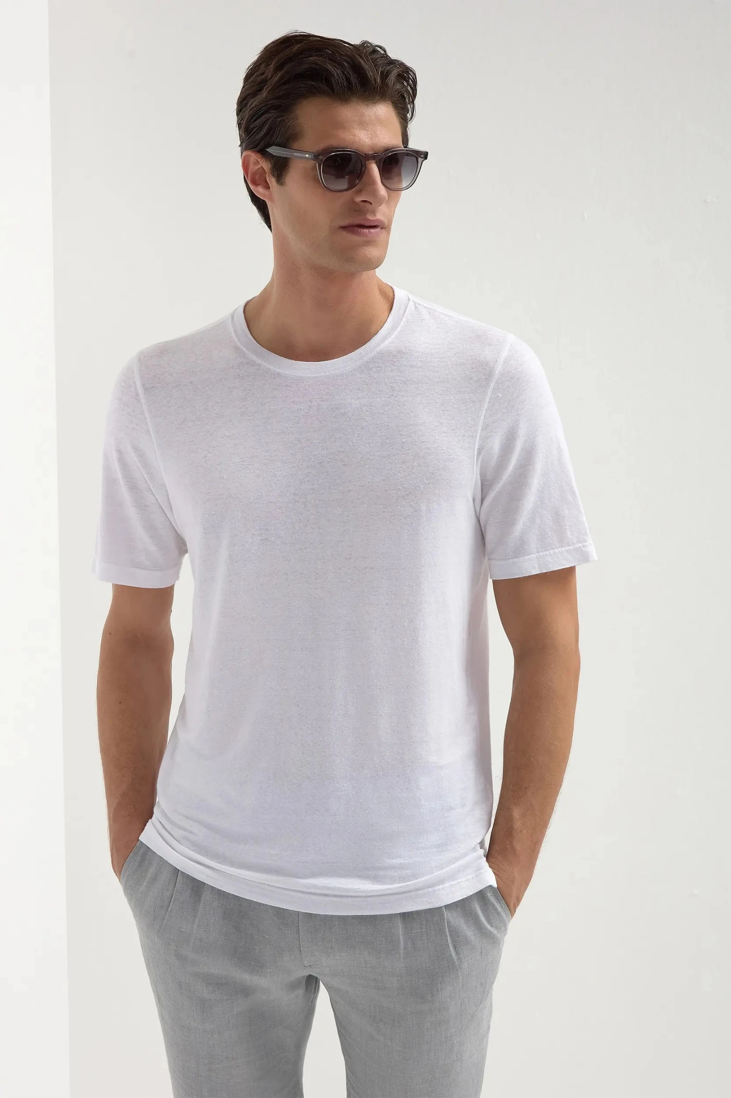 White Linen T-shirt - Made In Italy 3 White Linen T-shirt - Made In Italy