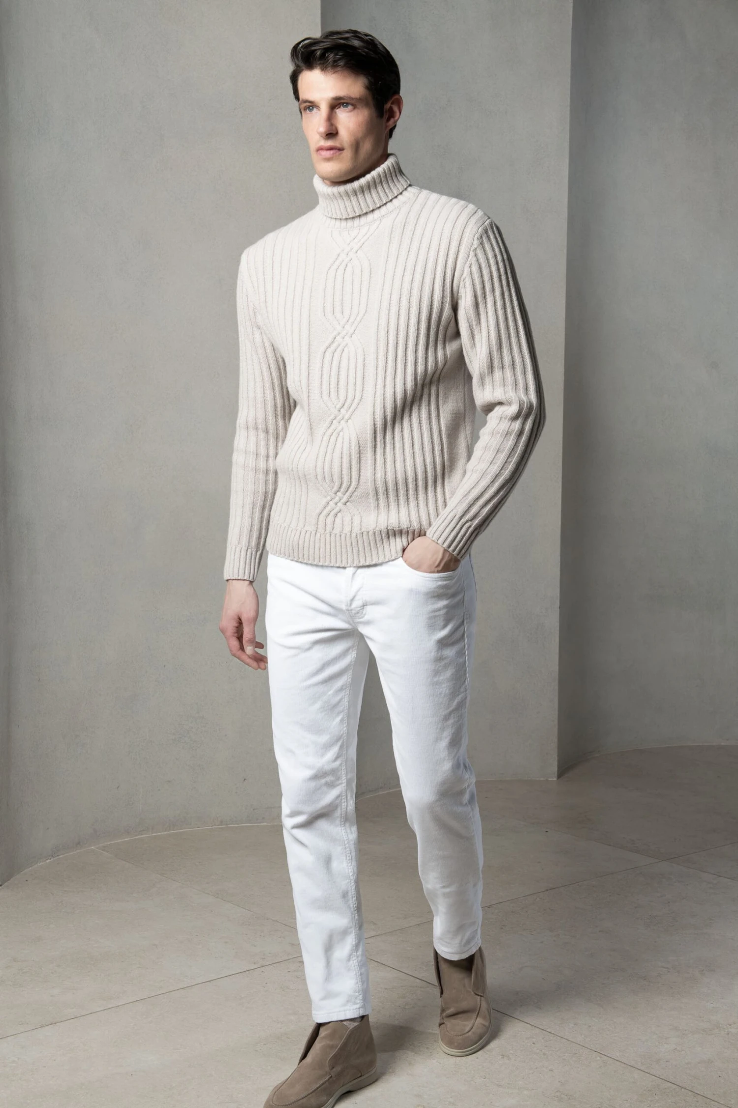 Beige Jacquard Patterned Wool & Cashmere Turtleneck – Made In Italy 6 Beige Jacquard Patterned Wool & Cashmere Turtleneck – Made In Italy - Image 4