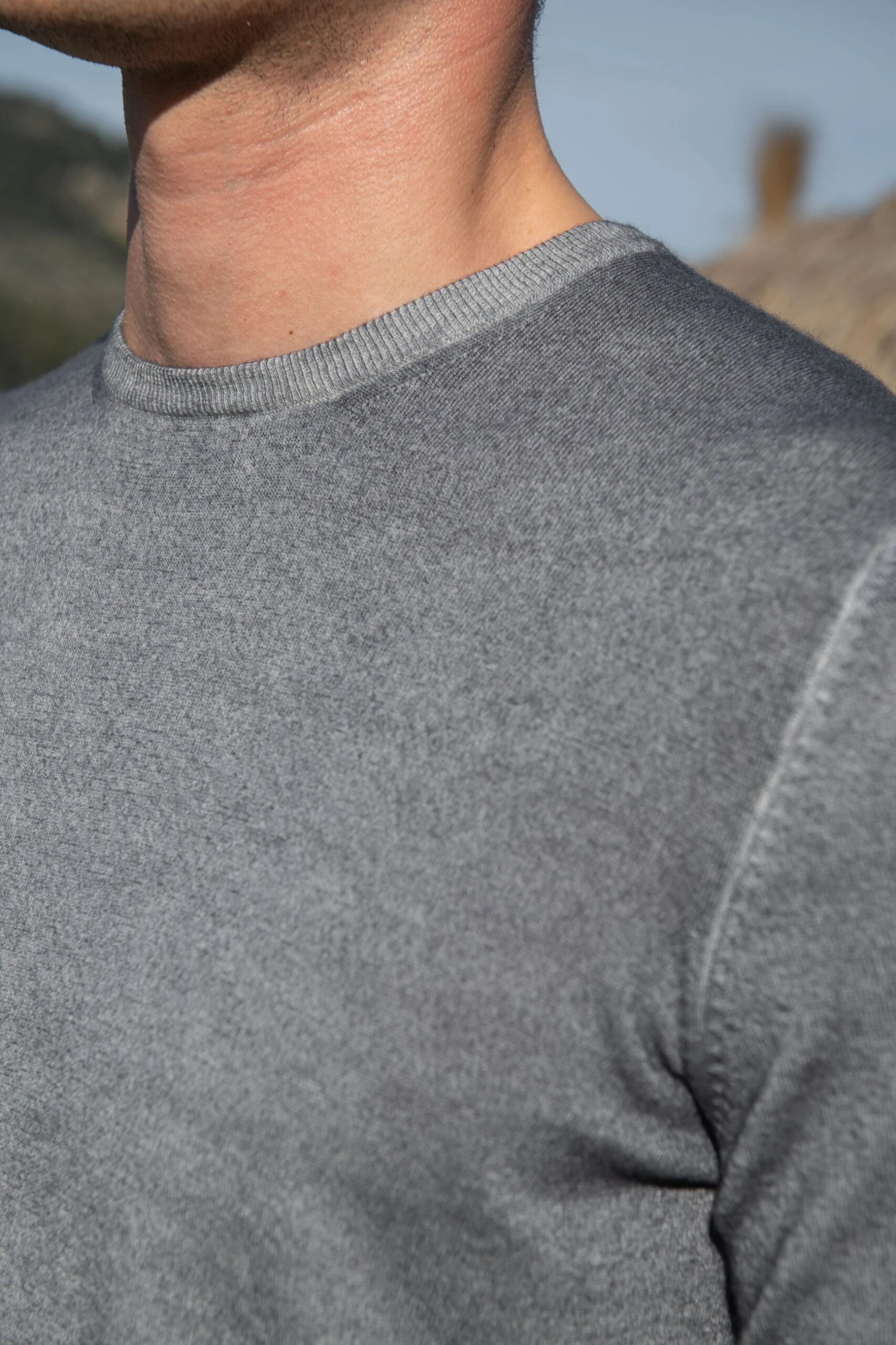 Grey Superlight Cashmere Round Neck – Made In Italy 4 Grey Superlight Cashmere Round Neck – Made In Italy - Image 2