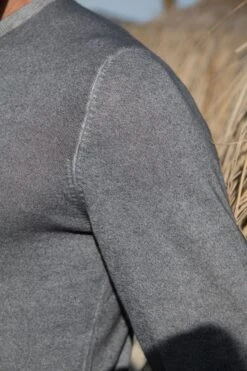 Grey Superlight Cashmere Round Neck – Made In Italy 11 Grey Superlight Cashmere Round Neck – Made In Italy -Pini Parma Clothing Store grey superlight cashmere roundneck 4