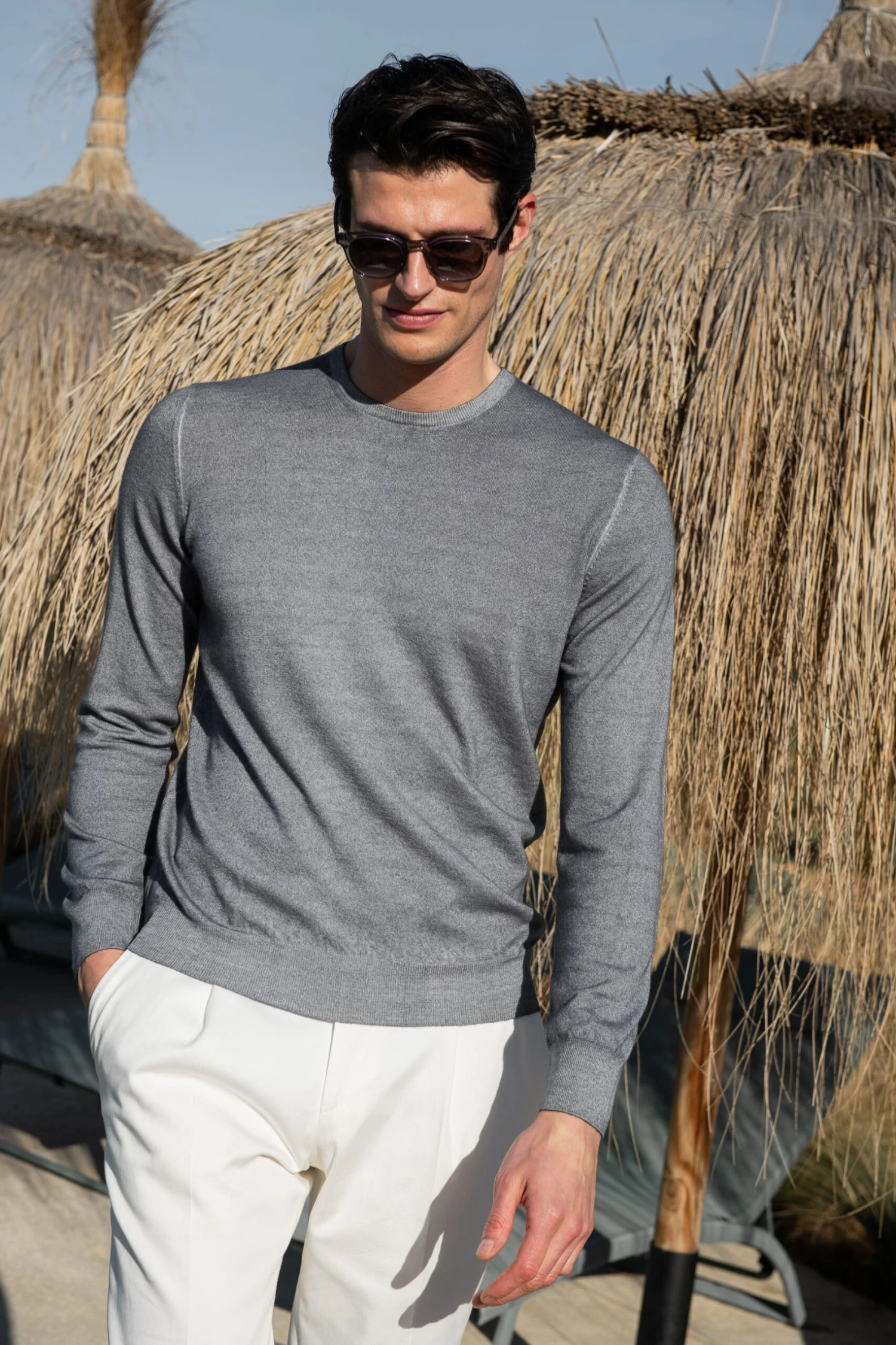 Grey Superlight Cashmere Round Neck – Made In Italy 3 Grey Superlight Cashmere Round Neck – Made In Italy