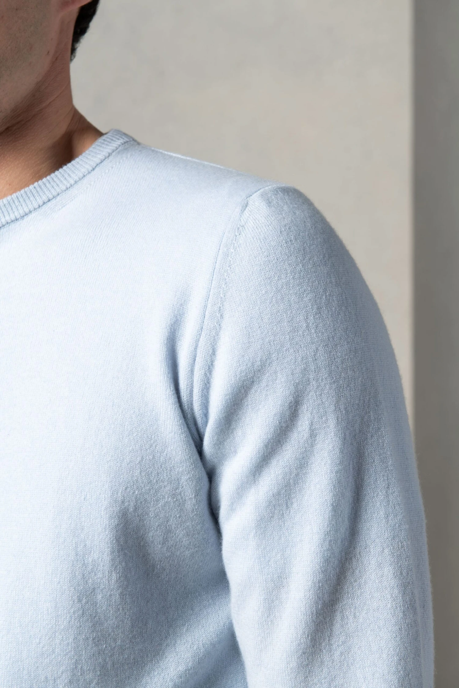 Light Blue Cashmere Round Neck – Made In Italy 4 Light Blue Cashmere Round Neck – Made In Italy - Image 2